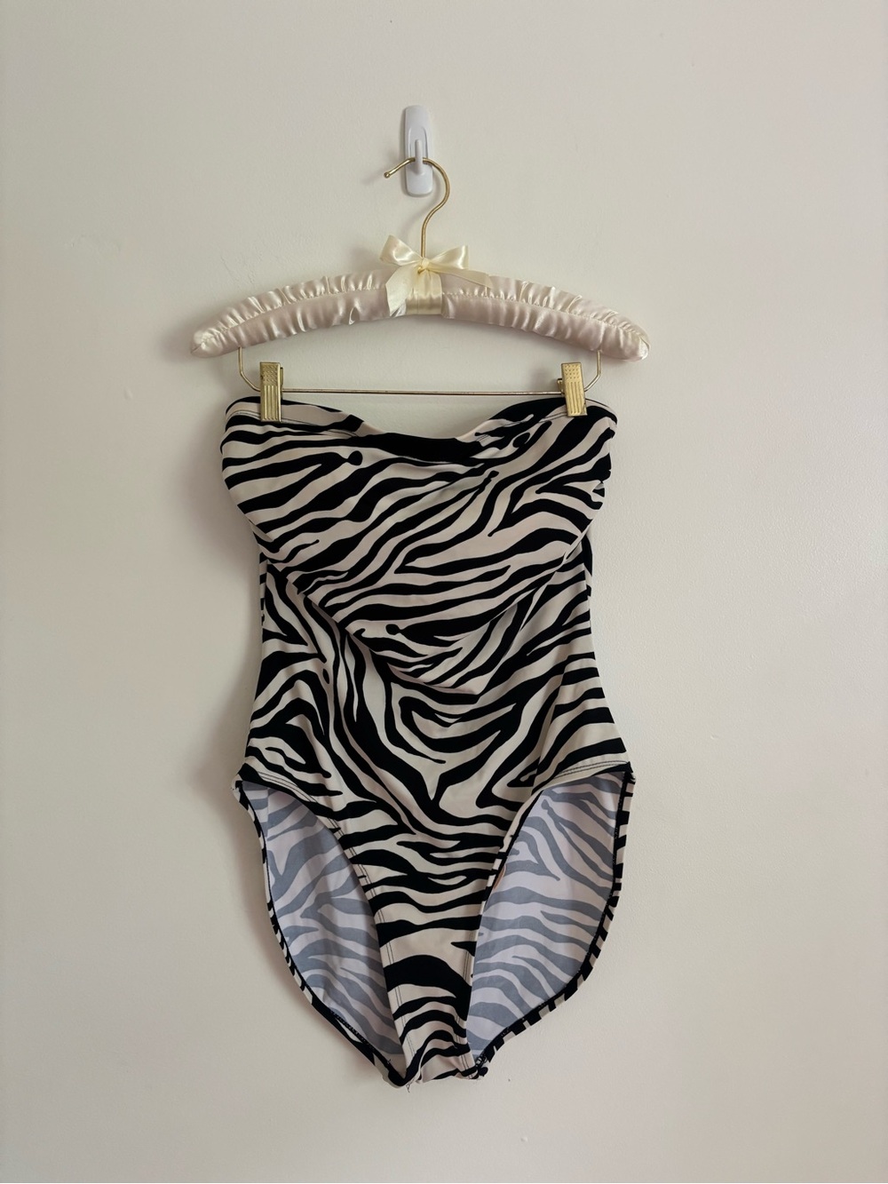 Islander Zebra Print Strapless One-Piece Swimsuit - Black & White